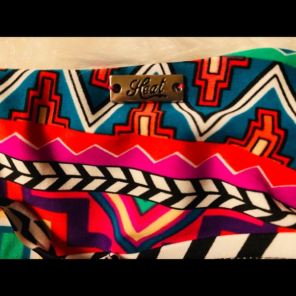 Authentic Heat Aztec Bikini - Picture 9 of 11